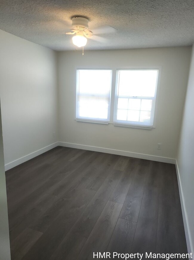 Building Photo - Beautifully Updated Single-Story Home