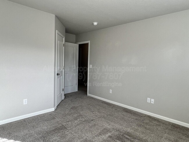 Building Photo - 2057 Birmingham Loop