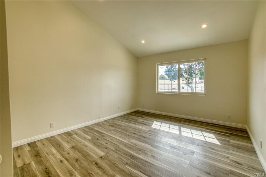 Freshly painted - 24220 Censor Ave