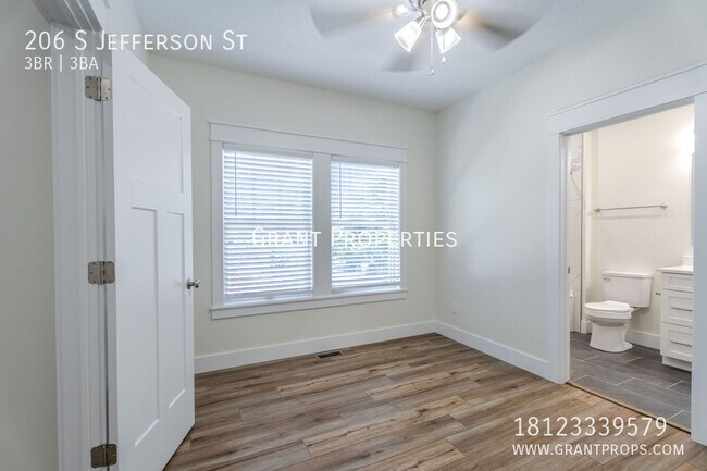 Building Photo - 206 S Jefferson St
