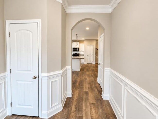 Building Photo - 1233 Black Oak Cir