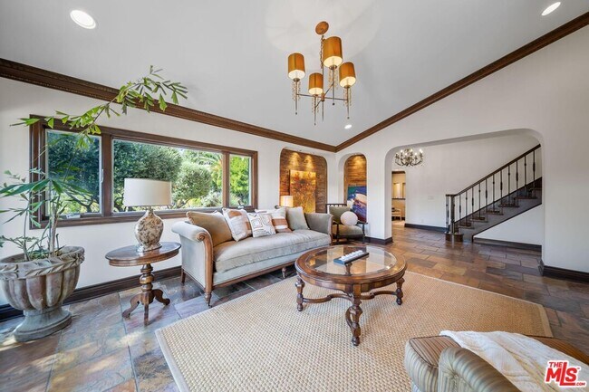 Building Photo - 24409 Voltara Ct