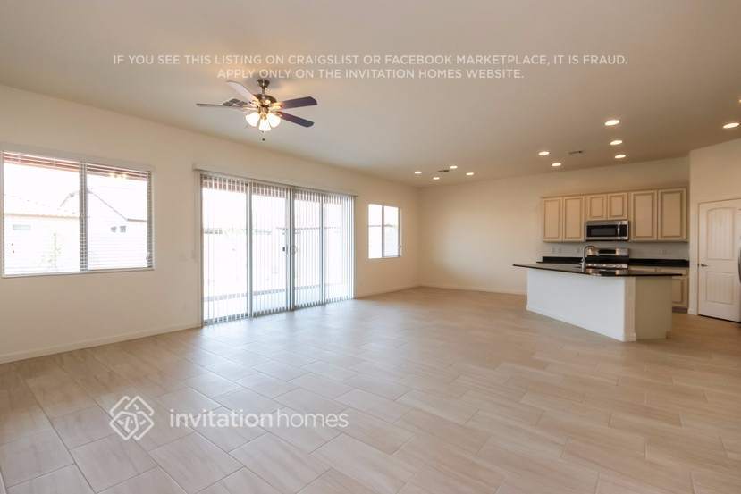 Building Photo - 19270 E Thornton Rd