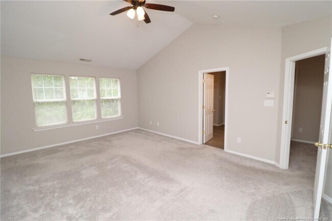 Building Photo - 104 Bell Tower Way