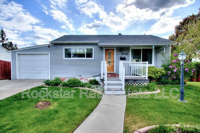 Primary Photo - 6011 N Forest Blvd