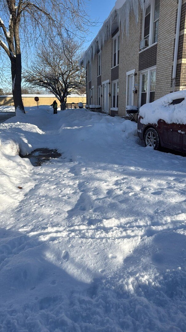 Building Photo - 2204 Hebron Ave