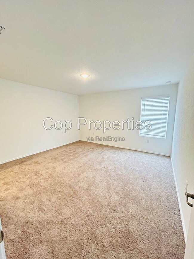 Building Photo - 1435 Riojas Rd