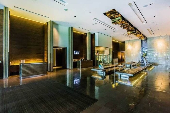 Building Photo - Palms Studio w/ Strip View & BALCONY ACCES...