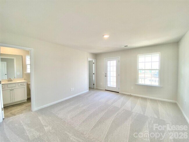 Building Photo - 1016 Whipcord Dr