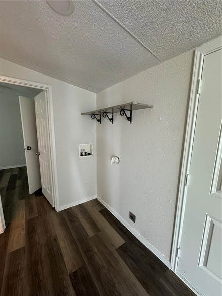 Building Photo - 112 Thomas Park Dr