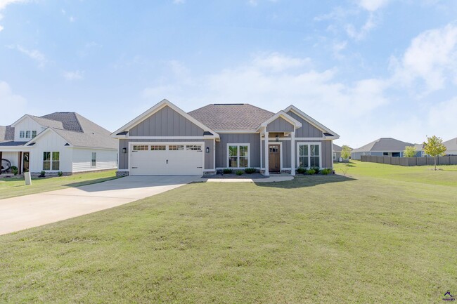 Primary Photo - 210 Saraland Trl
