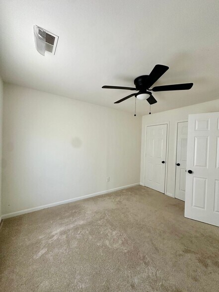 Building Photo - 9242 Jessica Dr