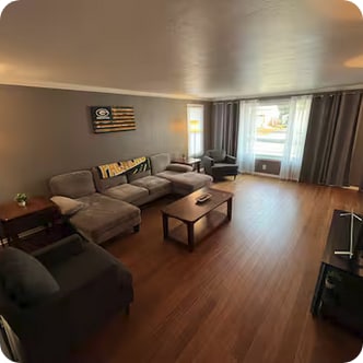 Building Photo - 1361 Biemeret St