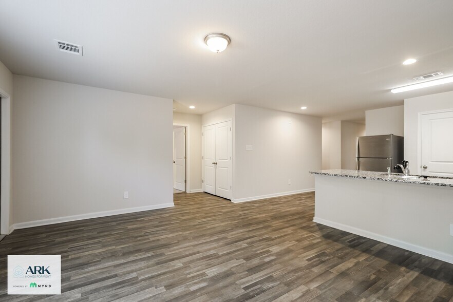 Building Photo - 14212 Harlequin Dr