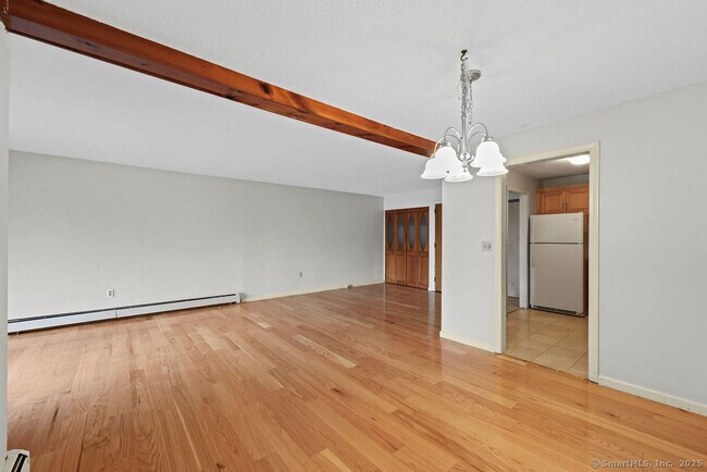 Building Photo - 85 Oxbow Dr