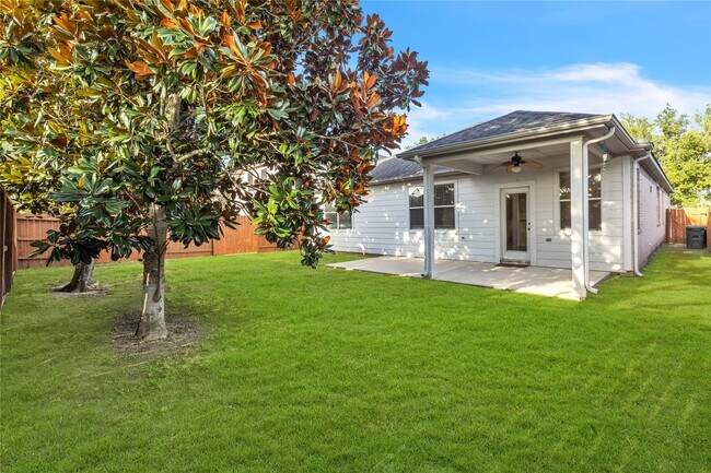 Building Photo - 415 Abbey Ln