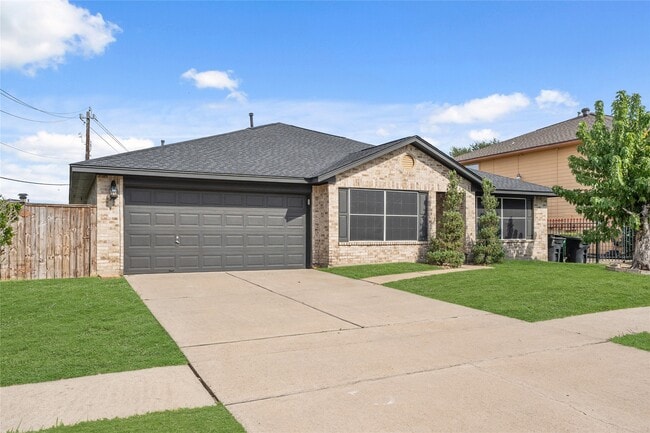 Building Photo - 9331 Carmalee St