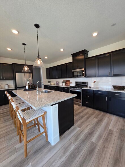 Building Photo - 722 Rosazzo Ln