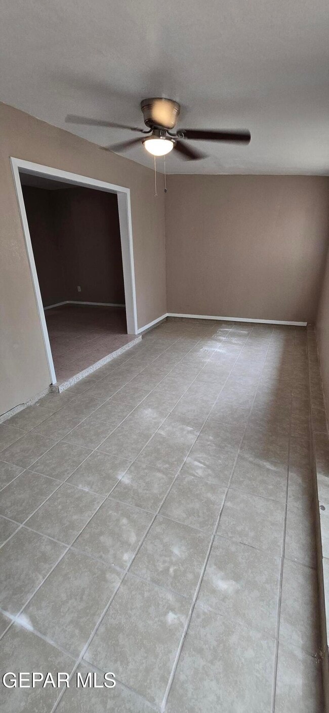 Building Photo - 9332 Hudson Way