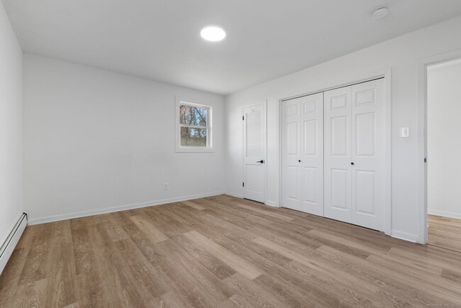 Building Photo - 475 Parum Rd