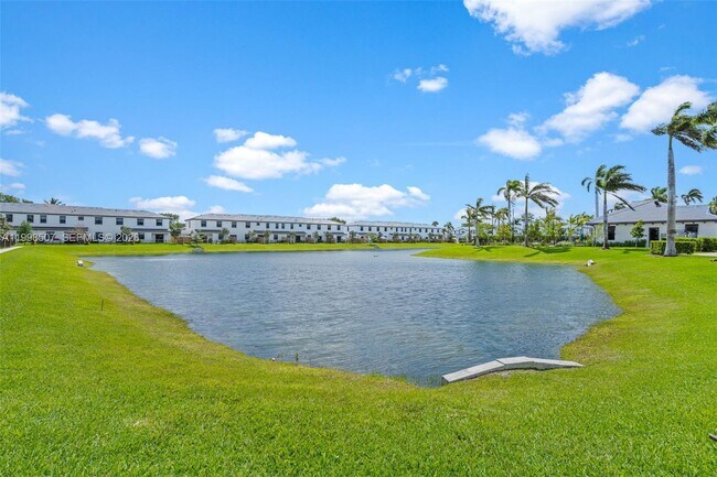 Building Photo - 4917 Oakmont Dr