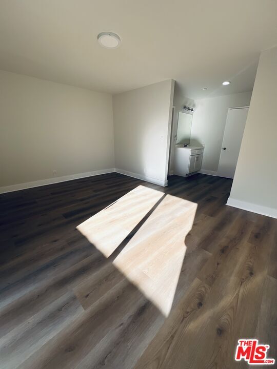 Building Photo - 11738 Mayfield Ave