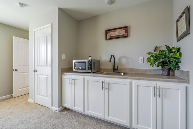 Building Photo - 8322 Everly Meadows Dr