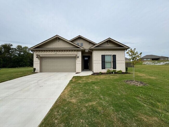 Building Photo - MOVE IN SPECIAL for Clift Farm home WITH F...