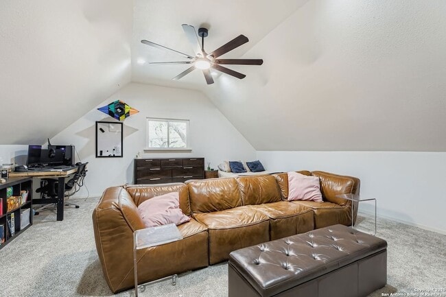 Building Photo - 146 Canyon Oaks Dr