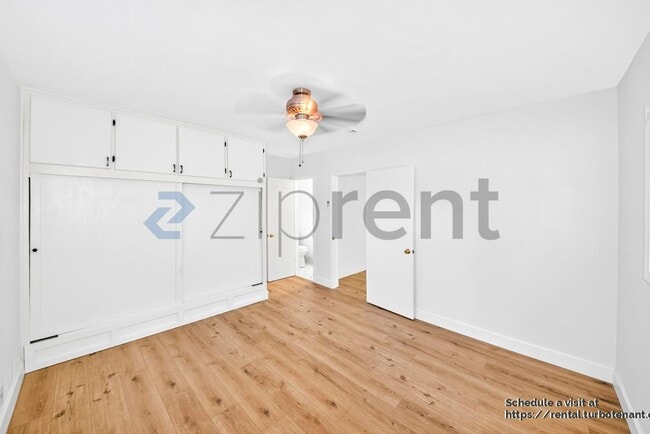 Building Photo - 5179 Olivewood Ave