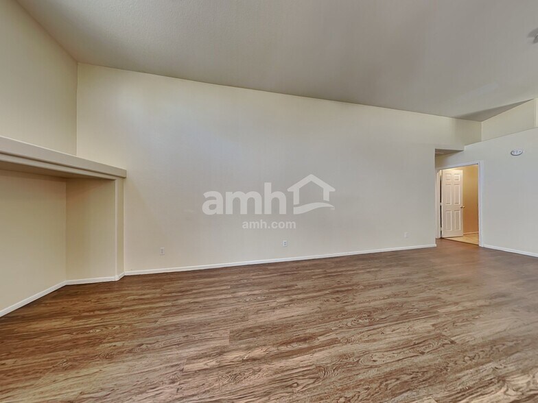 Building Photo - 5828 Michael Dean St