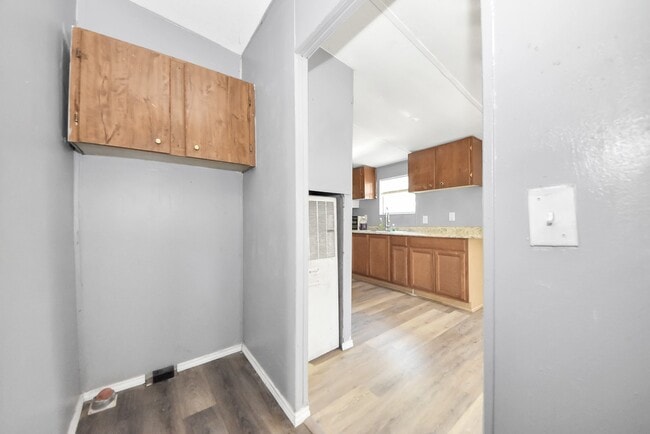 Building Photo - 14009 Rustic Ln