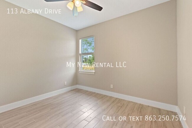 Building Photo - 113 Albany Dr
