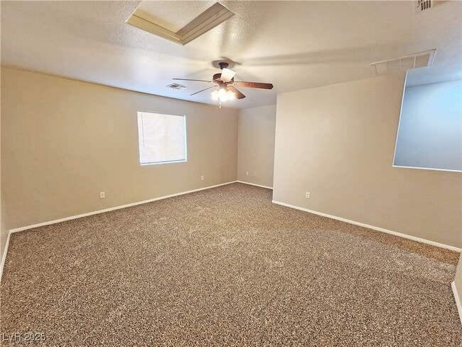 Building Photo - 200 S Mount Charleston Dr E