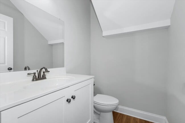 Building Photo - 1706 Verdery St