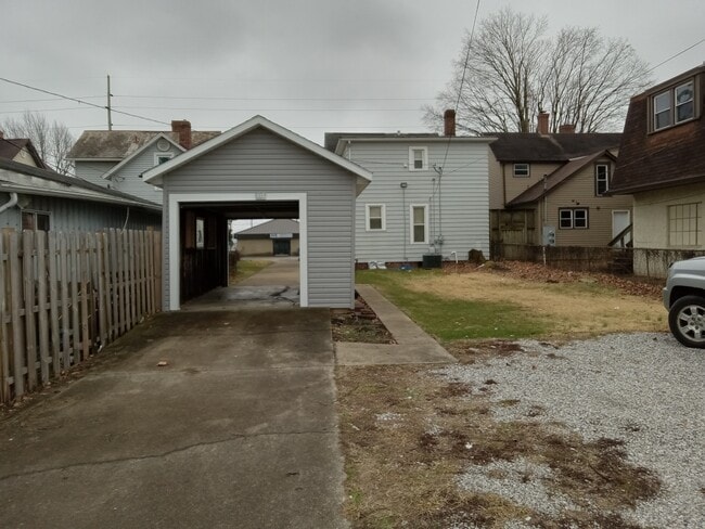 Building Photo - 337 W Fair Ave