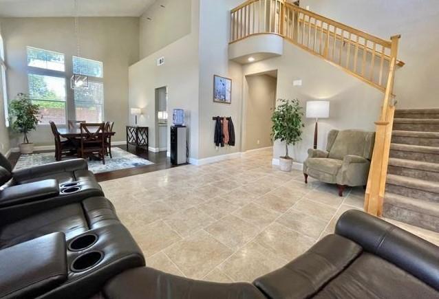 Building Photo - 709 Thompsons Dr
