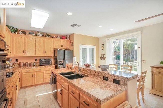 Building Photo - 3792 Pintail Dr