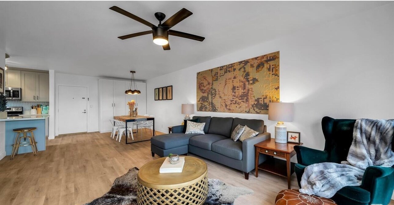 Building Photo - 7742 Redlands St