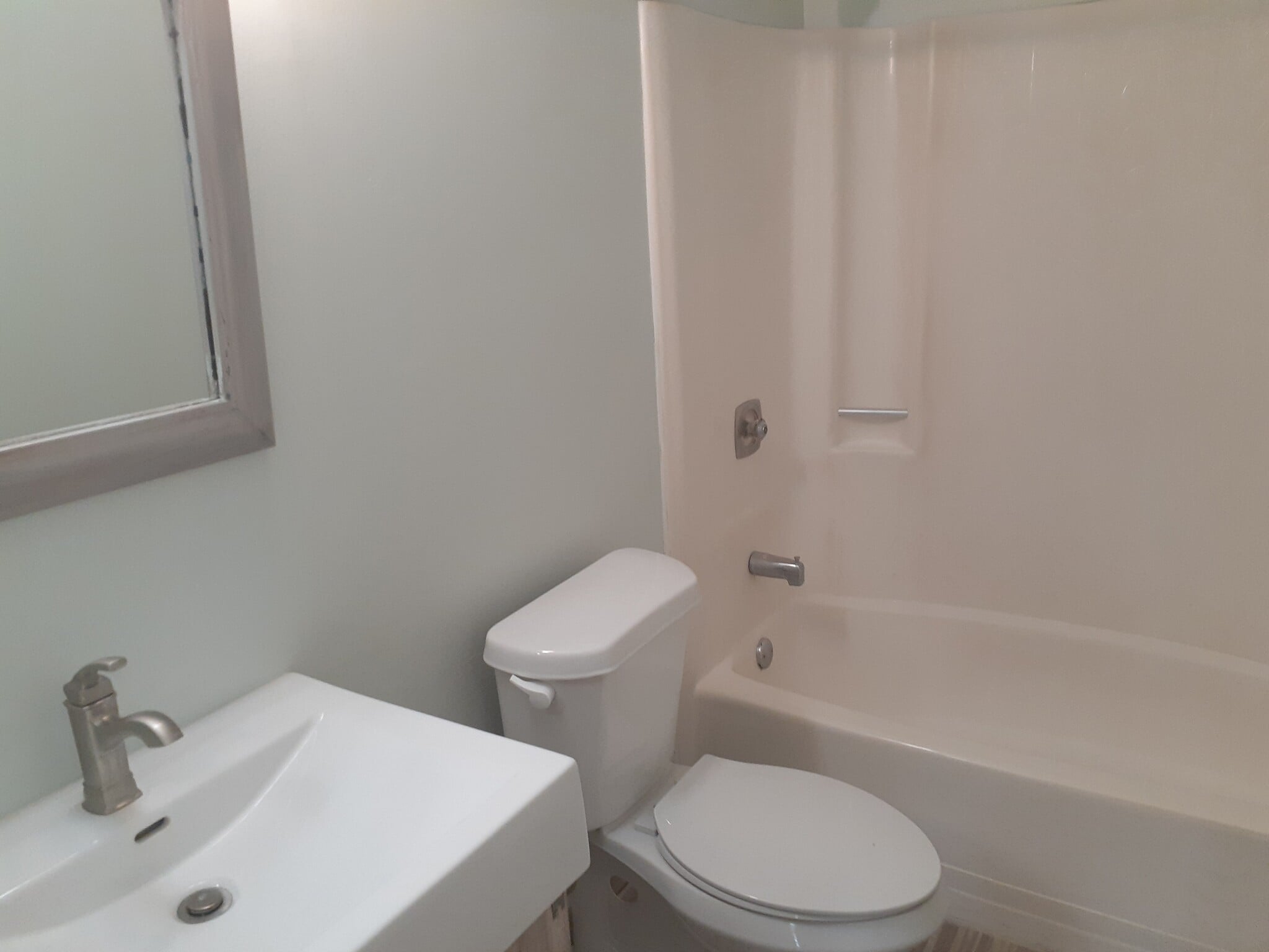 Building Photo - 3910 NW Cinnamon Tree Cir