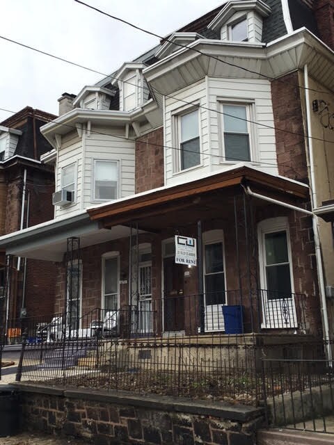 Building Photo - 674 N 34th St