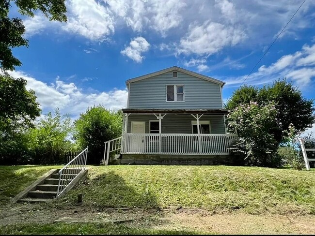 Building Photo - 2205 S William St