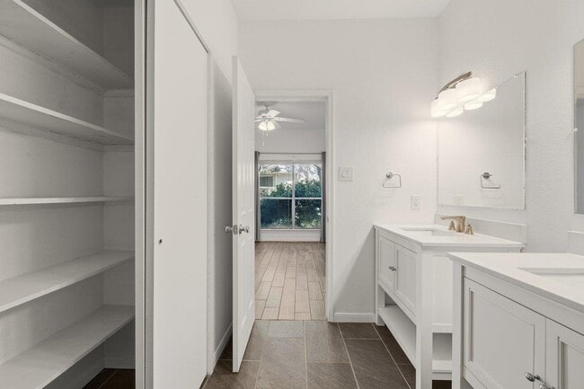 Building Photo - 2450 Wickersham Ln