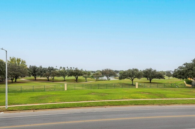 Building Photo - 8120 Stillmeadow Ct