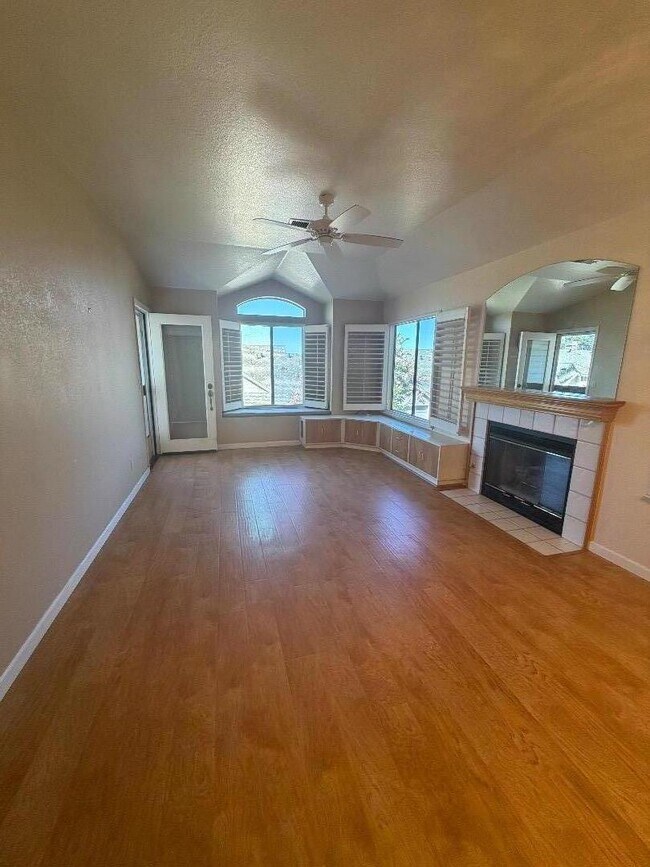 Building Photo - 7759 Beltane Dr