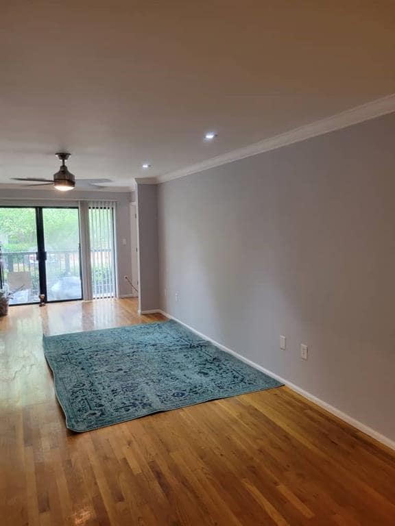 Building Photo - 3116 Pine Heights Dr NE
