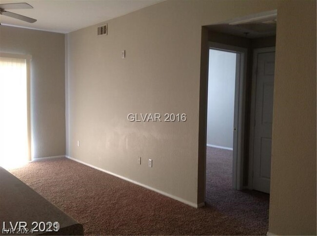 Building Photo - 6955 N Durango Dr