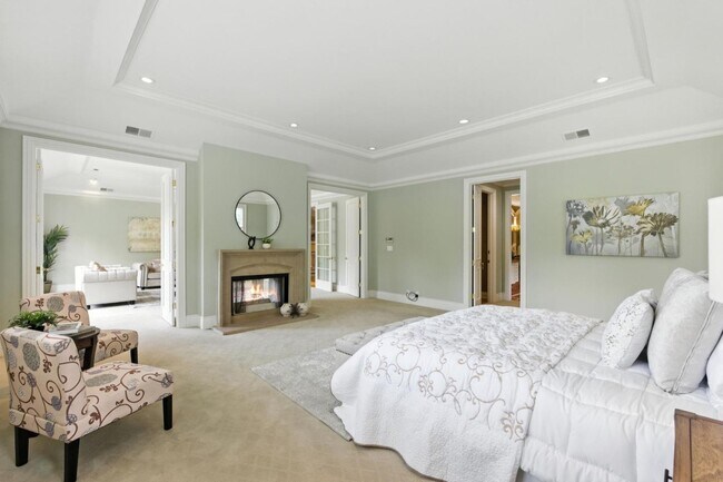 Building Photo - 90 Broadacres Rd