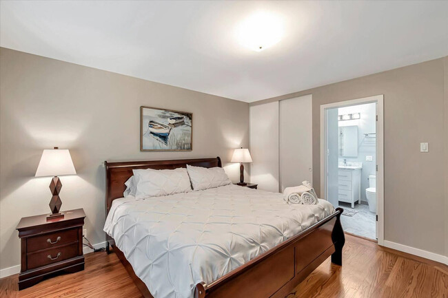 Building Photo - 501 Atlanta St