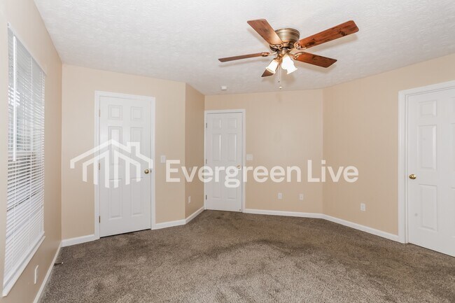 Building Photo - 1228 Sunset Dr